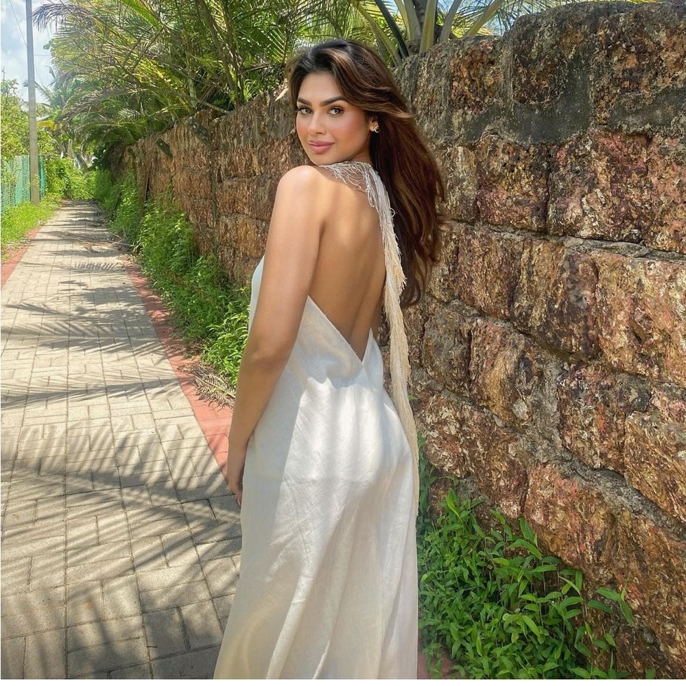 Zara White Backless Maxi Dress